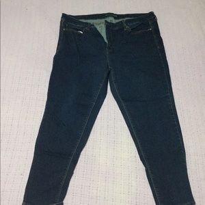 Skinny Ankle Jegging